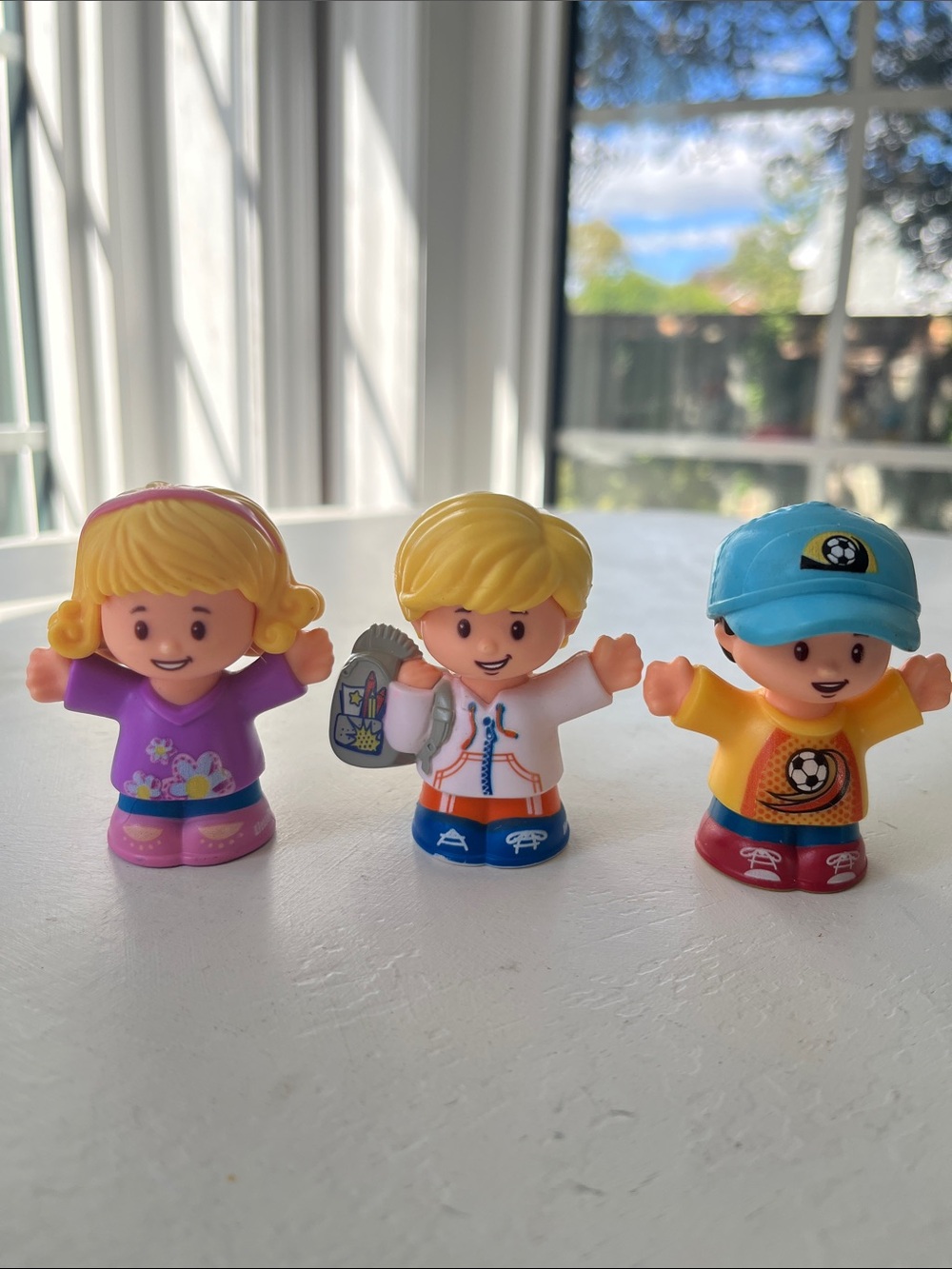 5/$25 💛 Little People Character Lot